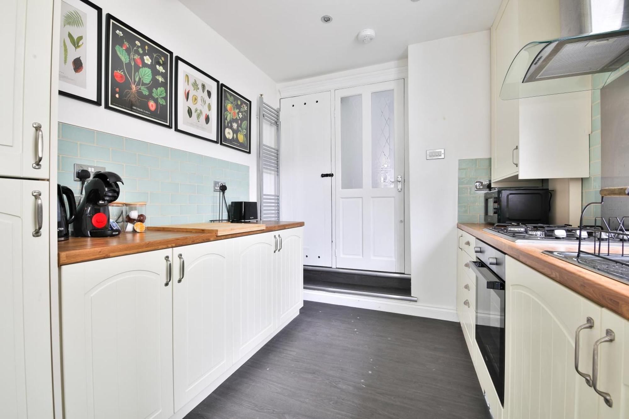Fresh Cardiff Bay 2 Bedroom House- 3 Tv'S Kültér fotó